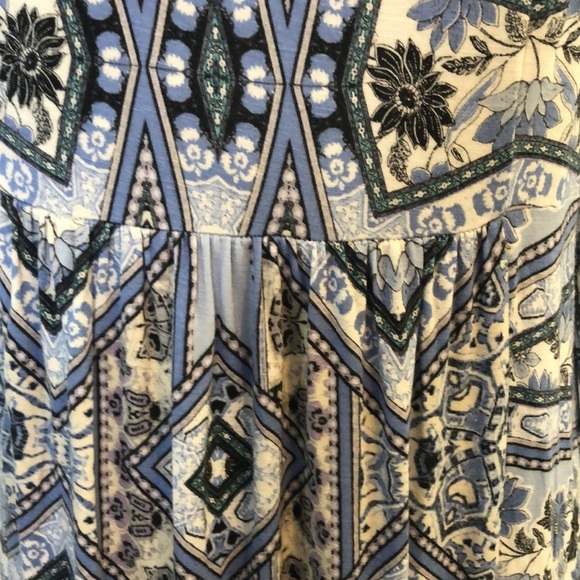 J Jill Woman’s Blue/White Floral Knit 3/4 Sleeve Dress Size XS - Picture 5 of 15